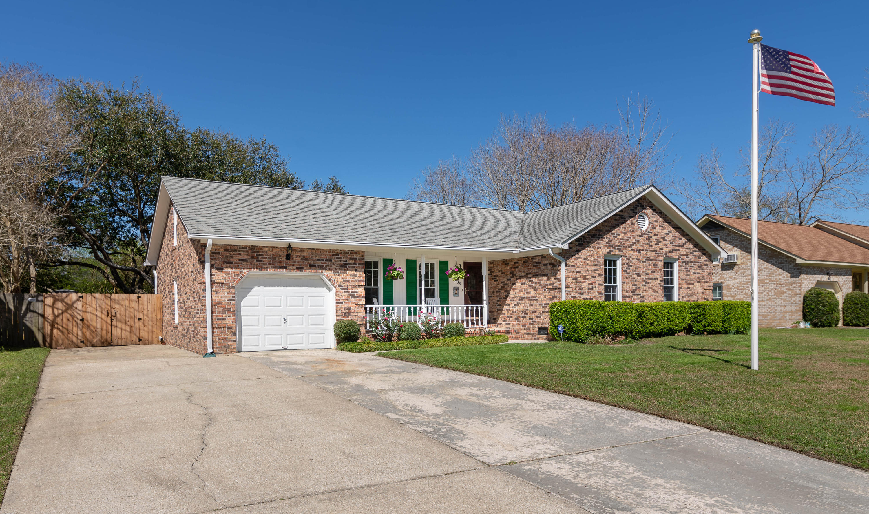 1589 Longview Road Mount Pleasant, SC 29464 - Photo 21 of 21 Long driveway