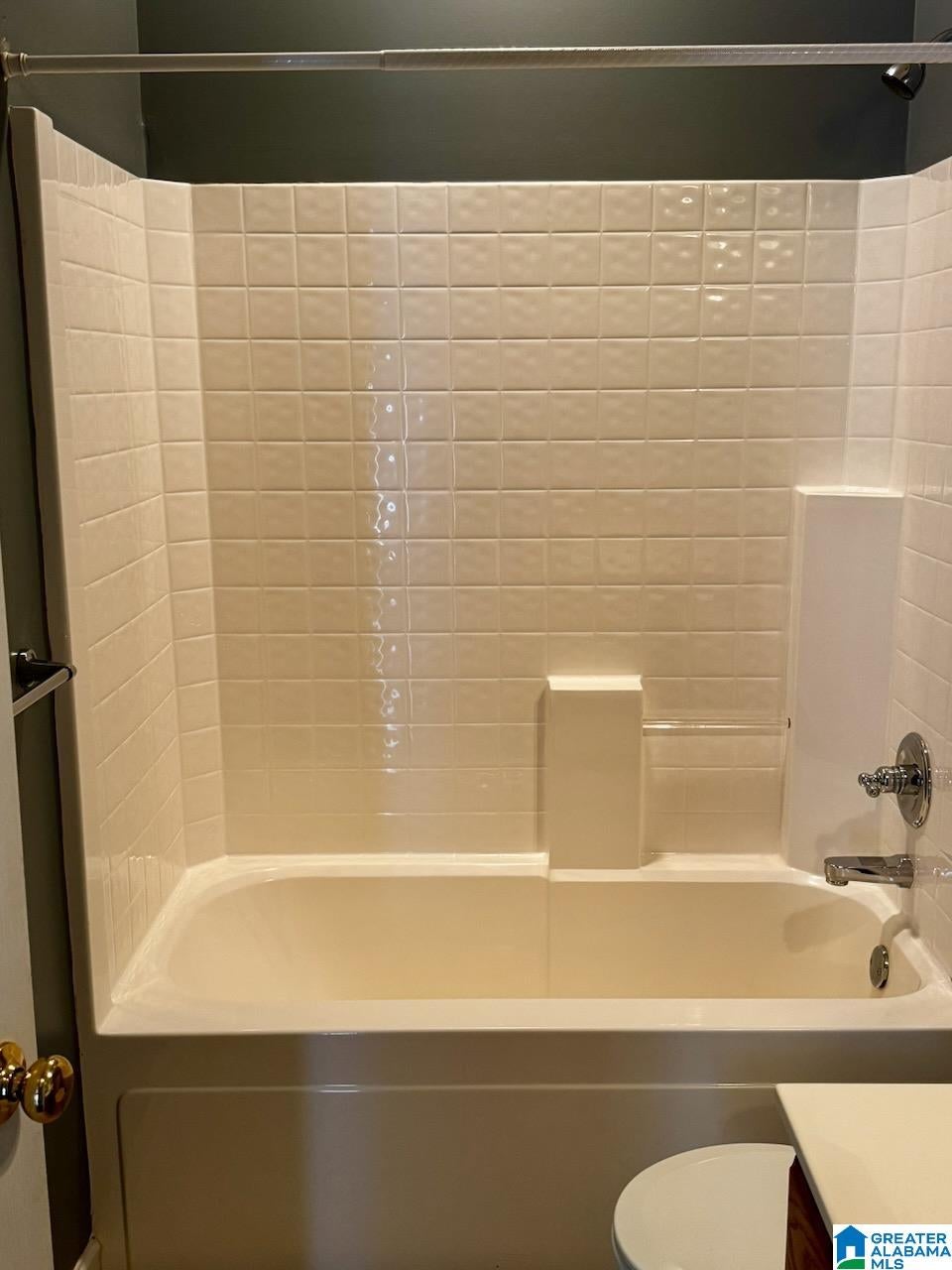 110 High Ridge Trace Pelham, AL 35124 - Photo 25 of 36 Gallery Image 25