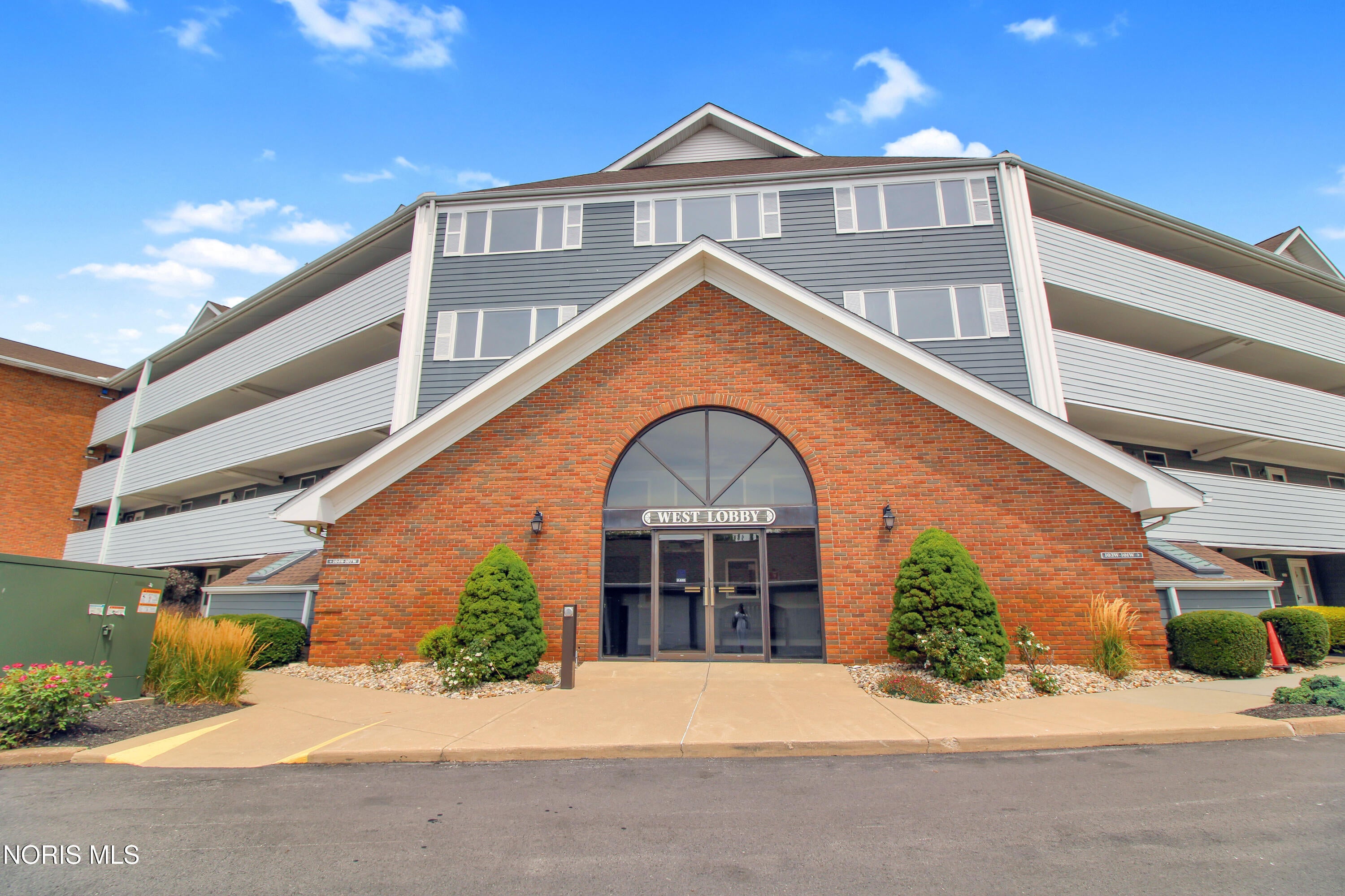 1909 East Harbor Road, Unit 407W Port Clinton, OH 43452 - Photo 1 of 50 Gallery Image 1