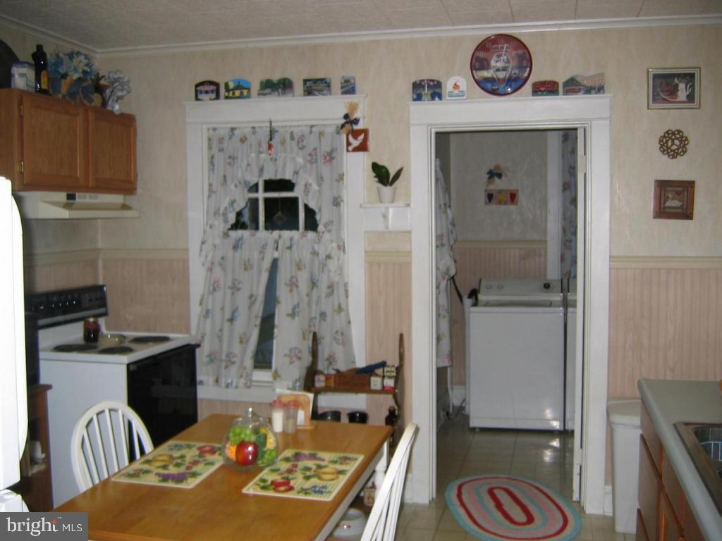 339 Front Street Lititz, PA 17543 - Photo 3 of 16 a bathroom with a sink and a mirror