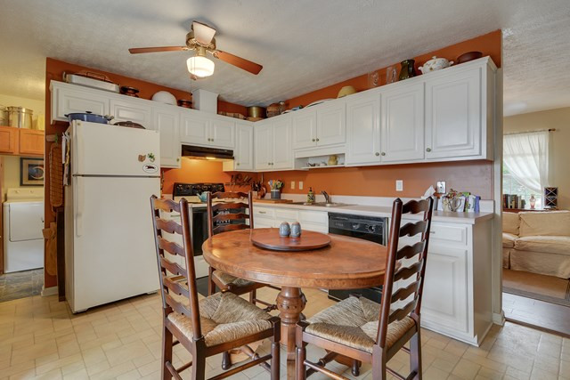 199 Quattlebaum Road Wagener, SC 29164 - Photo 10 of 32