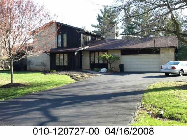 560 Old Farm Road Columbus, OH 43213 - Photo 1 of 4 Gallery Image 1