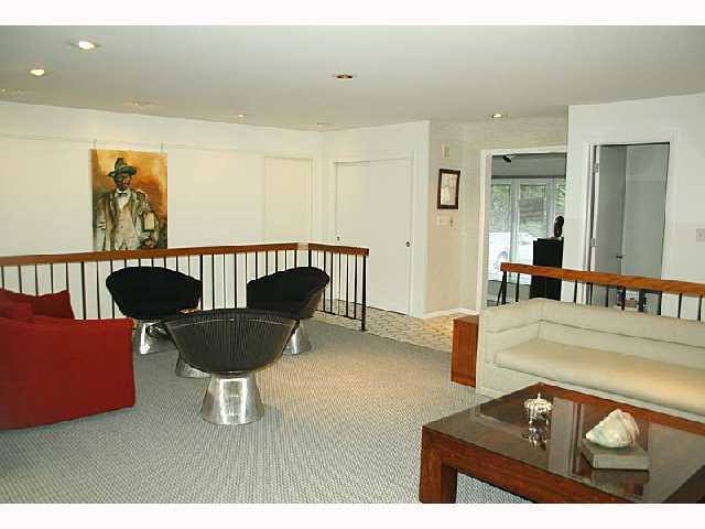 560 Old Farm Road Columbus, OH 43213 - Photo 2 of 4 Gallery Image 2