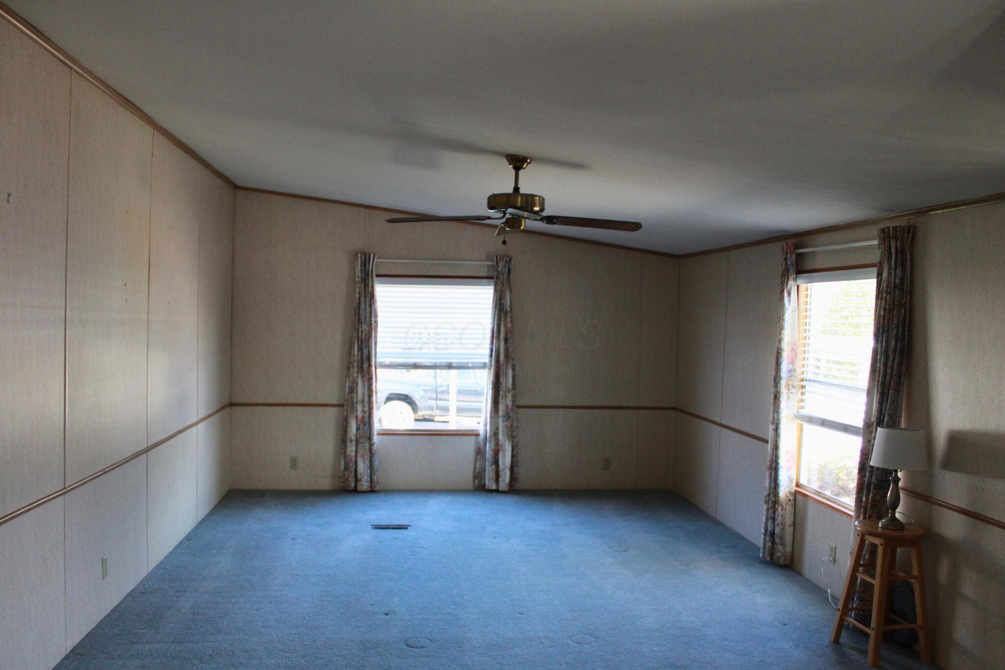 45 Ravine Ridge Drive Delaware, OH 43015 - Photo 6 of 23 Living Space