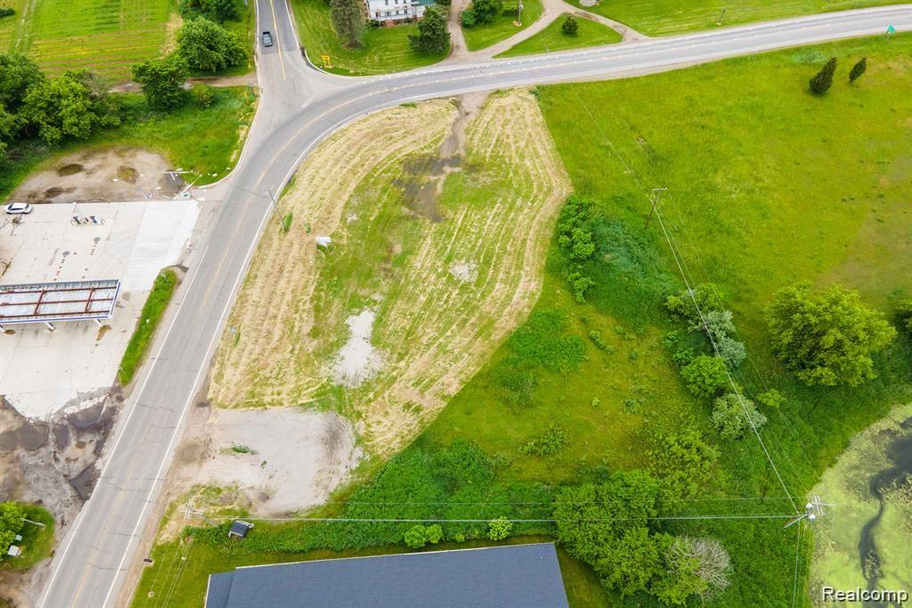 630 West Main Street Stockbridge, MI 49285 - Photo 2 of 2