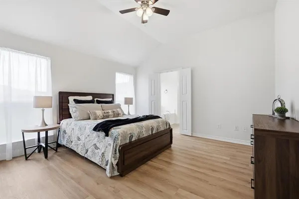 $329,950 | 809 Mr Haney Drive, Midlothian, TX 76065