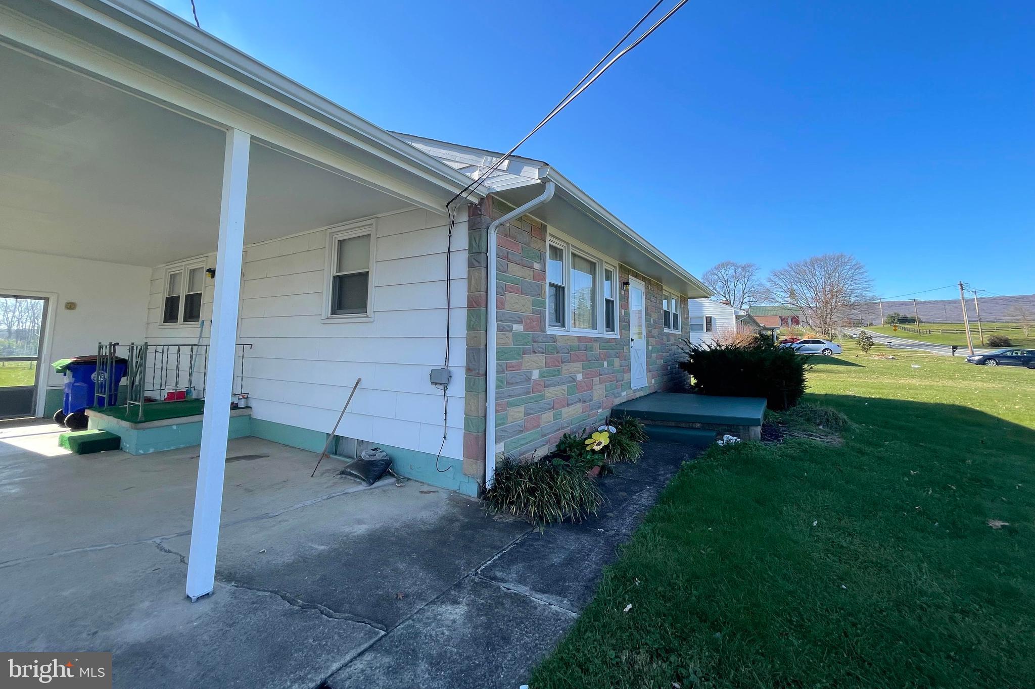 11235 Angleberger Road Thurmont, MD 21788 - Photo 2 of 10 Gallery Image 2