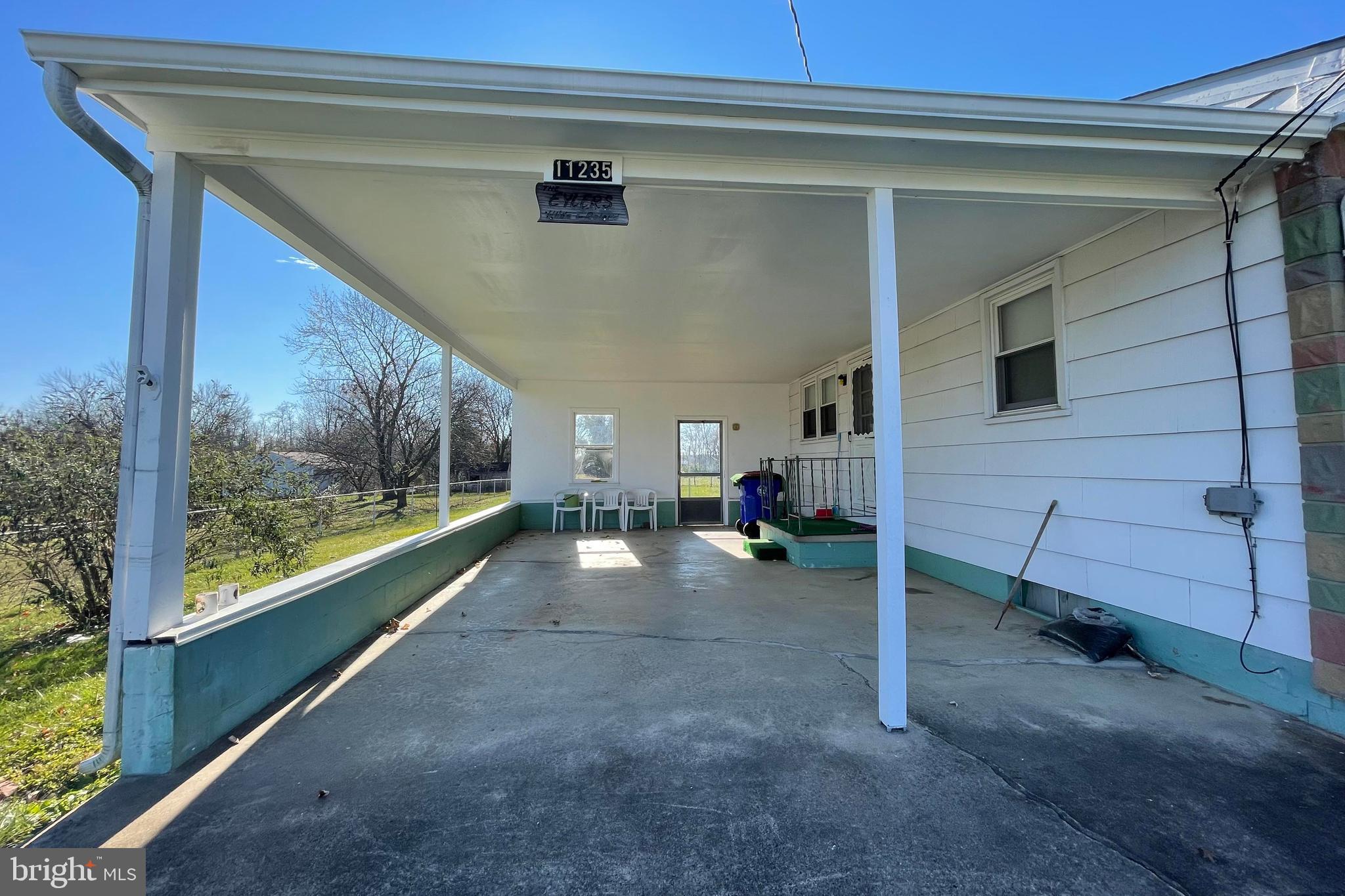 11235 Angleberger Road Thurmont, MD 21788 - Photo 3 of 10 Gallery Image 3