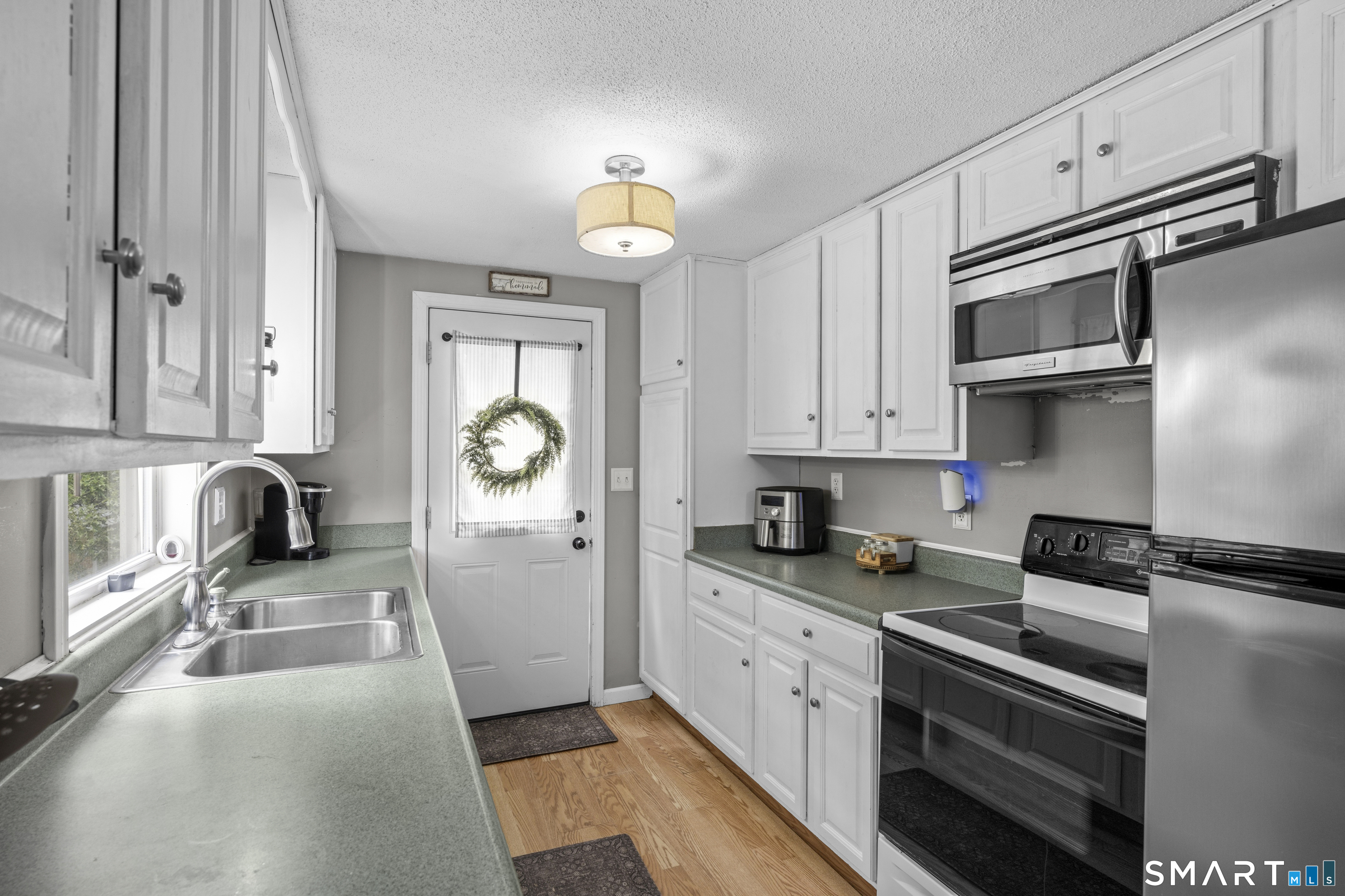 558 Wauregan Road Brooklyn, CT 06234 - Photo 9 of 30
