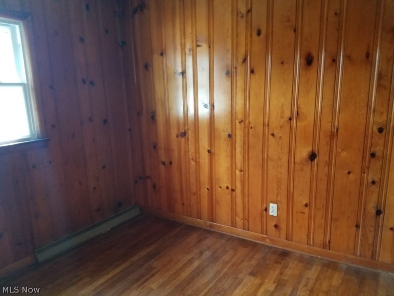 886 Alfred Road Akron, OH 44306 - Photo 23 of 33