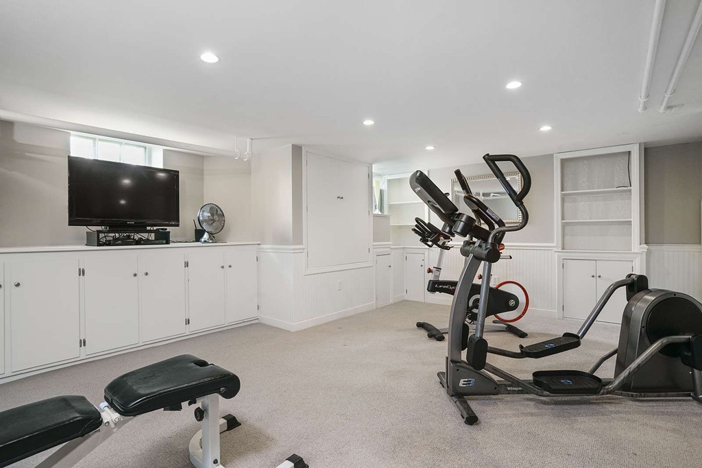 110 Monroe Road Quincy, MA 02169 - Photo 20 of 28 Gallery Image 20