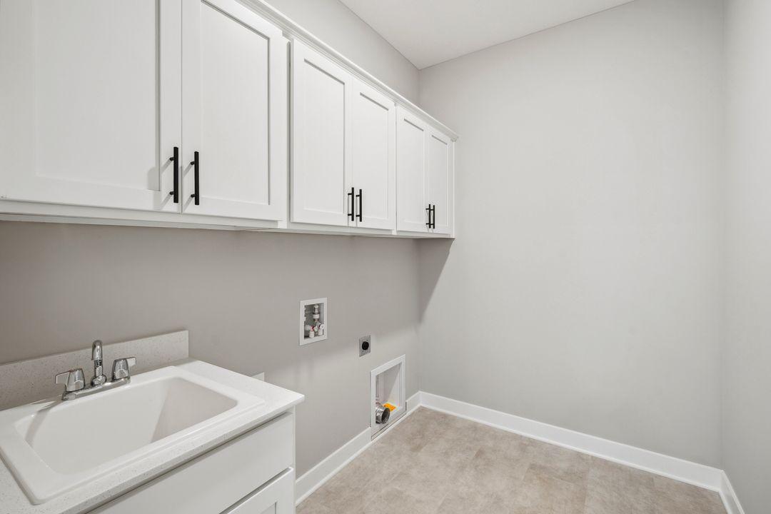 3520 Worrall Court Northwest Rochester, MN 55901 - Photo 12 of 17