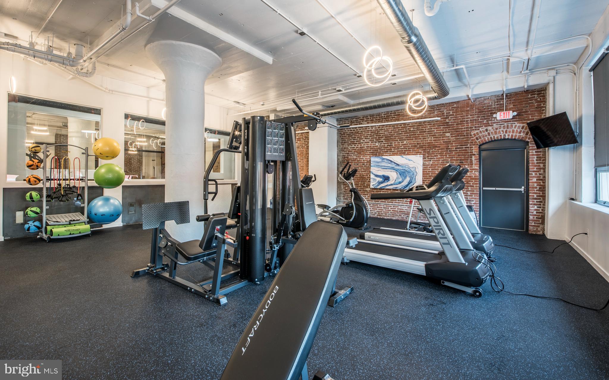 1201 Jackson Street, Unit 144 Philadelphia, PA 19148 - Photo 24 of 46 a view of gym