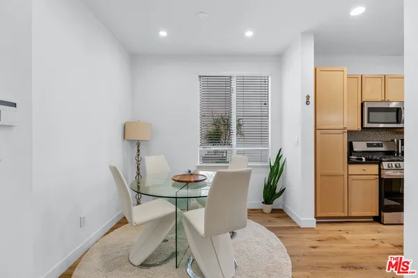 $3,995 | 6400 Crescent Park East, Unit 113, Playa Vista, CA 90094