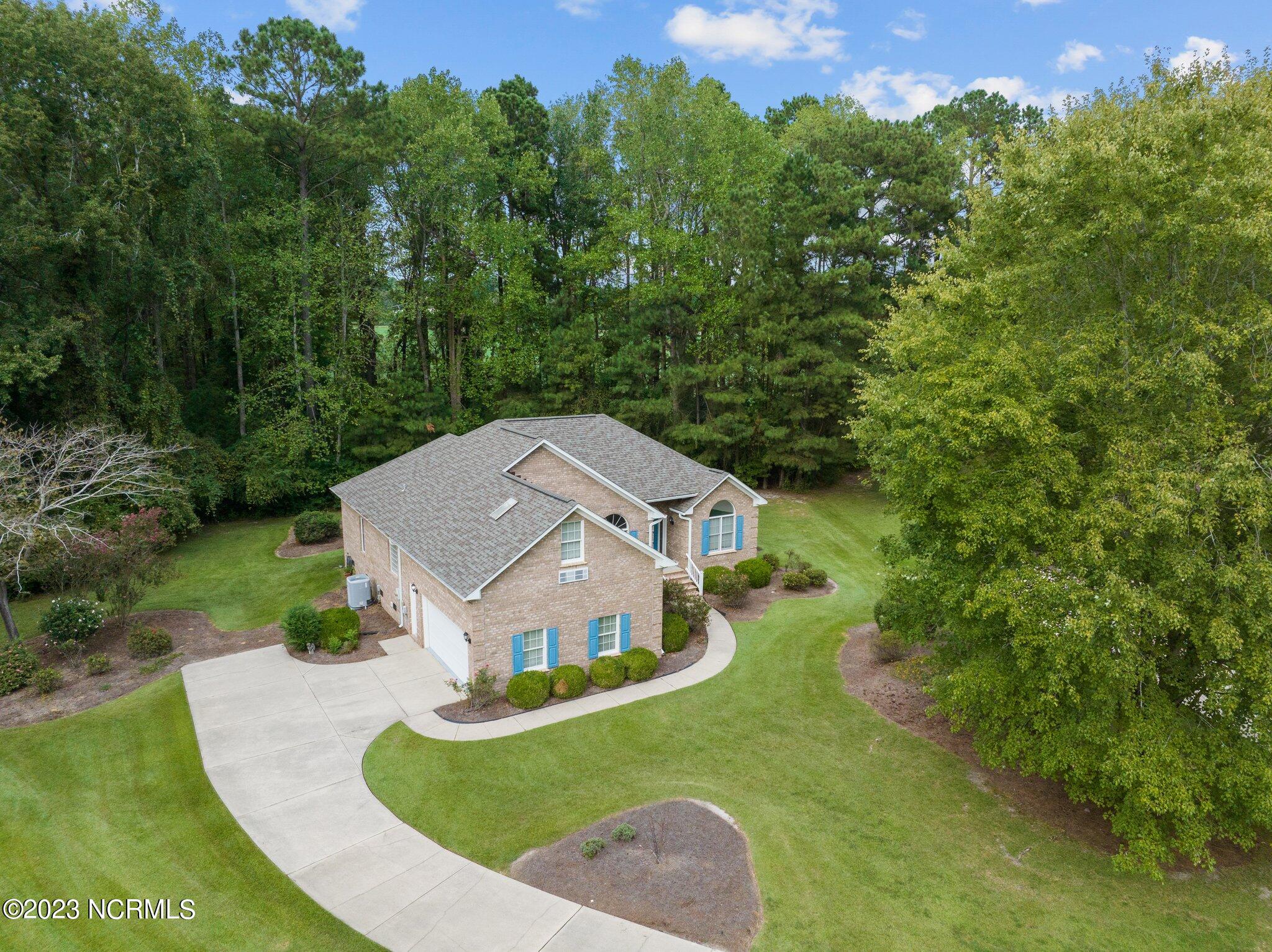 136 Geneva Road New Bern, NC 28562 - Photo 2 of 48 Beautiful Cul-de-sac Lot