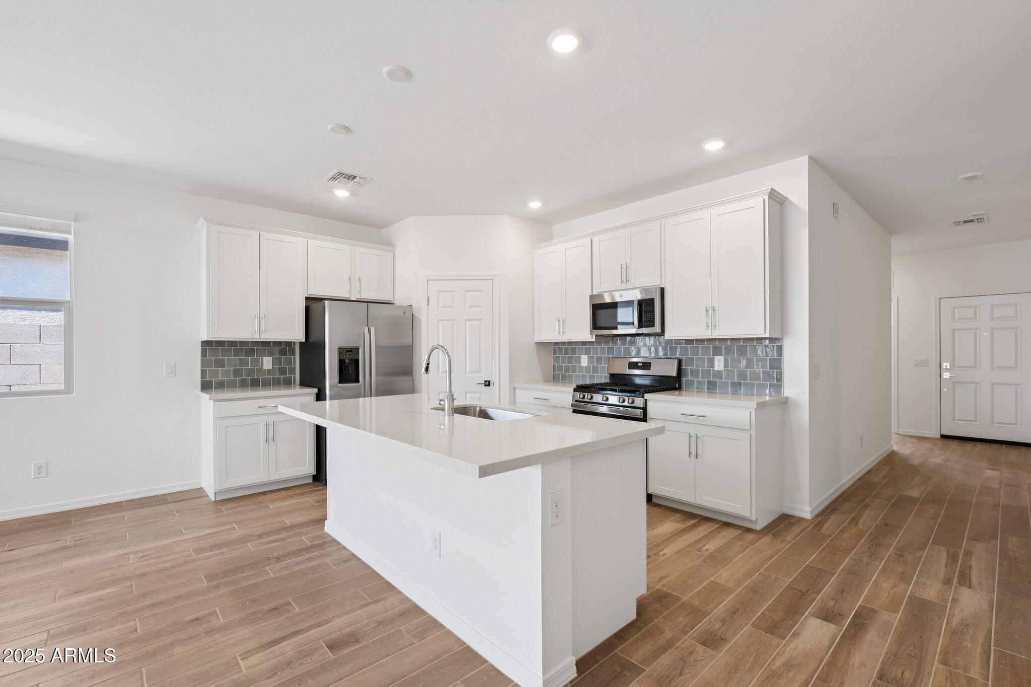 46869 West Old Timer Road Maricopa, AZ 85139 - Photo 11 of 40 11-web-or-mls-W Old Timer Rd-S1008-011