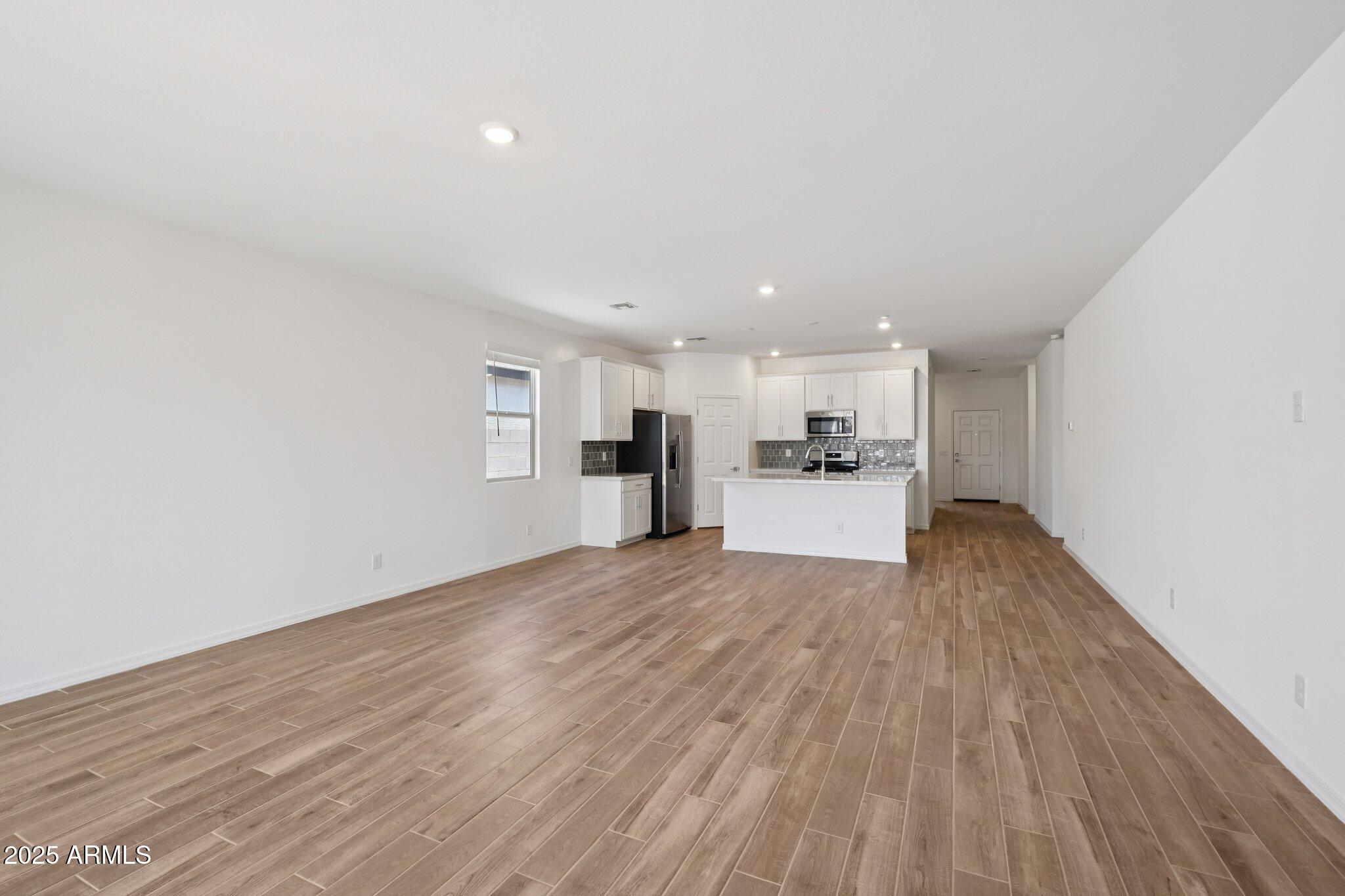 46869 West Old Timer Road Maricopa, AZ 85139 - Photo 5 of 40 5-web-or-mls-W Old Timer Rd-S1008-005