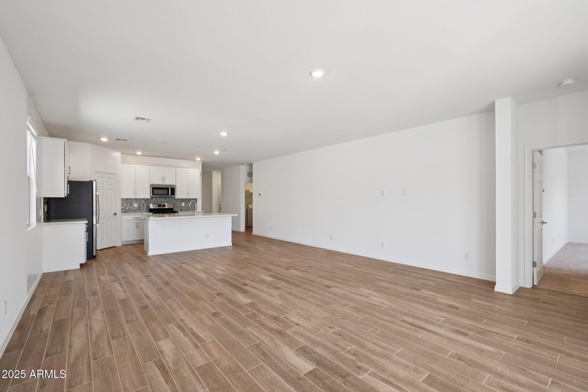 46869 West Old Timer Road Maricopa, AZ 85139 - Photo 6 of 40 6-web-or-mls-W Old Timer Rd-S1008-006