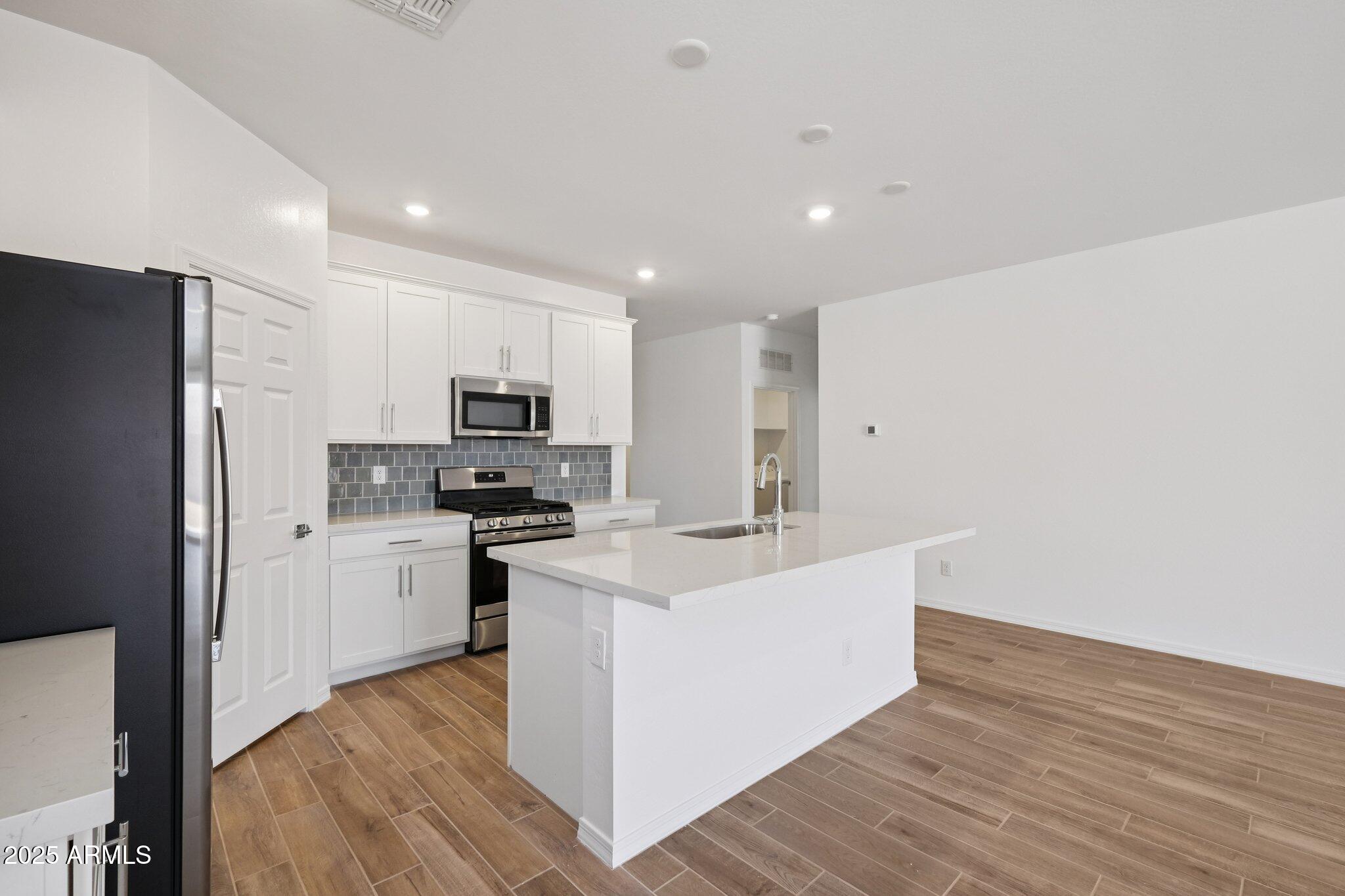 46869 West Old Timer Road Maricopa, AZ 85139 - Photo 7 of 40 7-web-or-mls-W Old Timer Rd-S1008-007