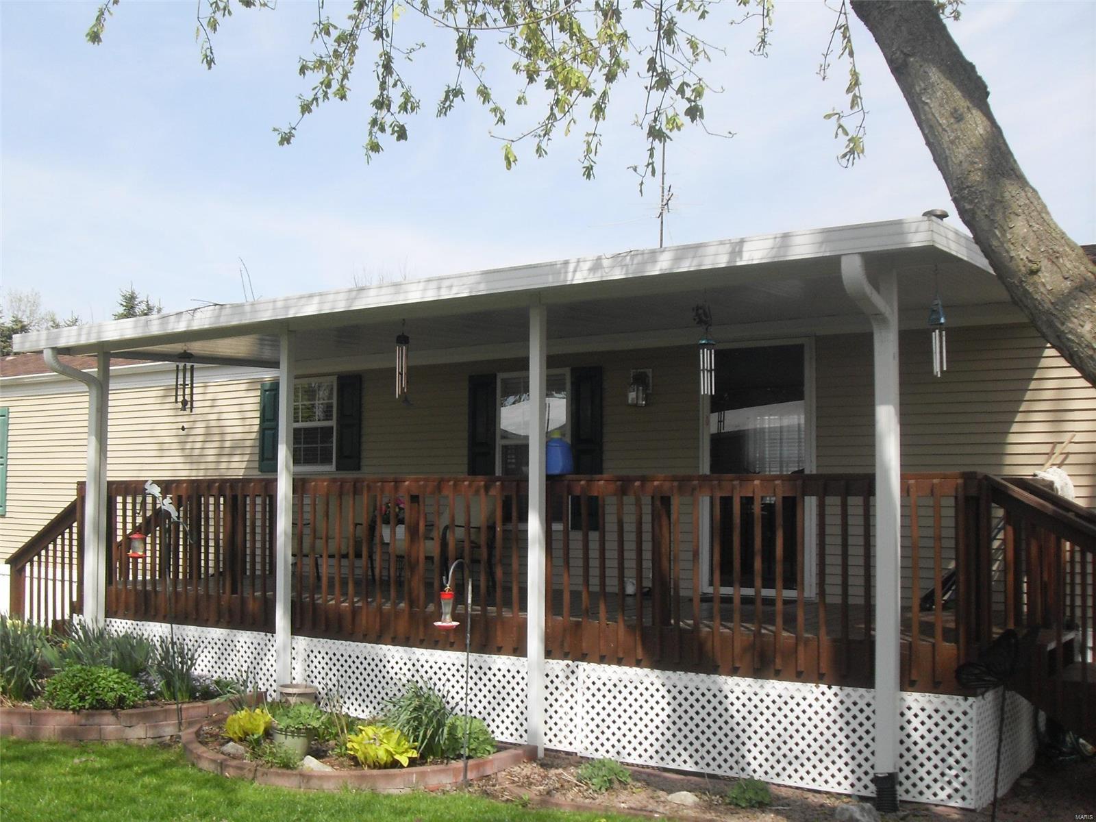 425 Quail Run Troy, IL 62294 - Photo 1 of 32