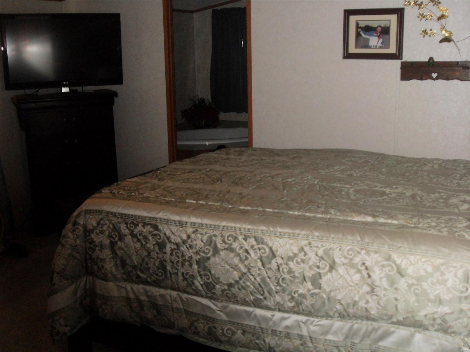 425 Quail Run Troy, IL 62294 - Photo 14 of 32