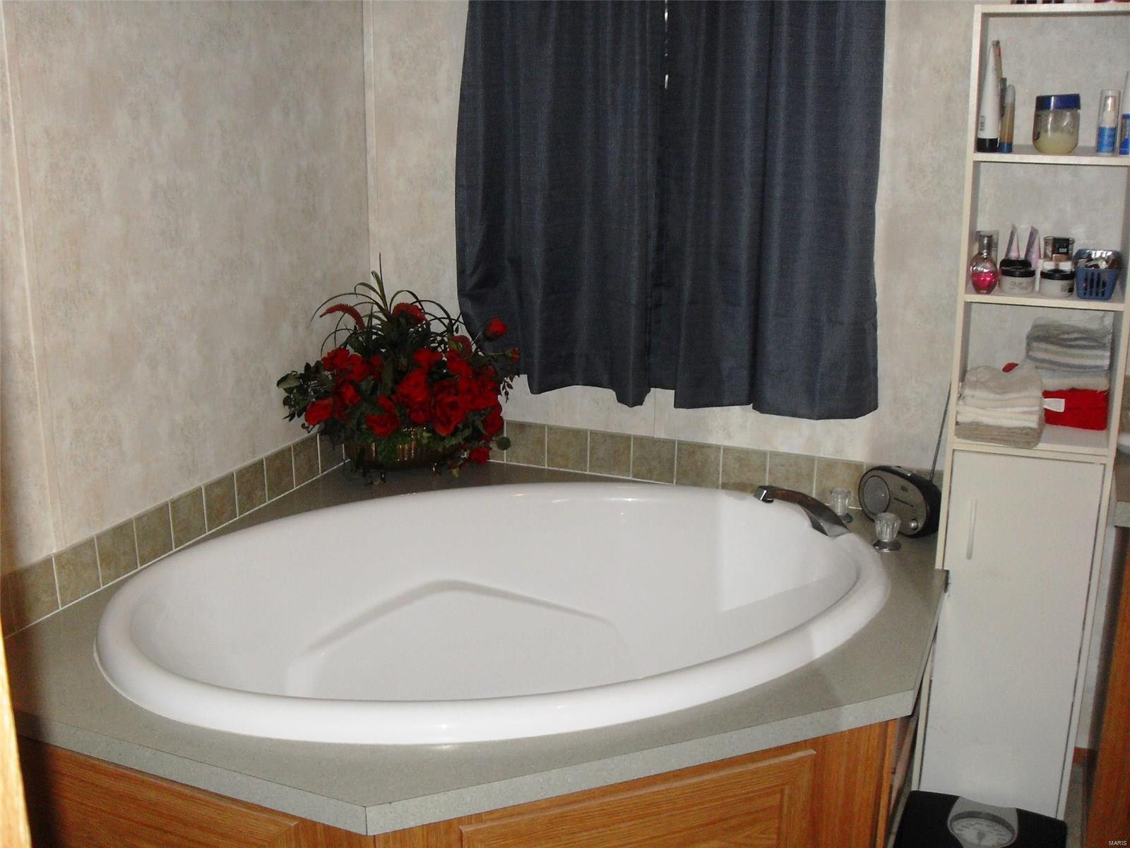 425 Quail Run Troy, IL 62294 - Photo 15 of 32