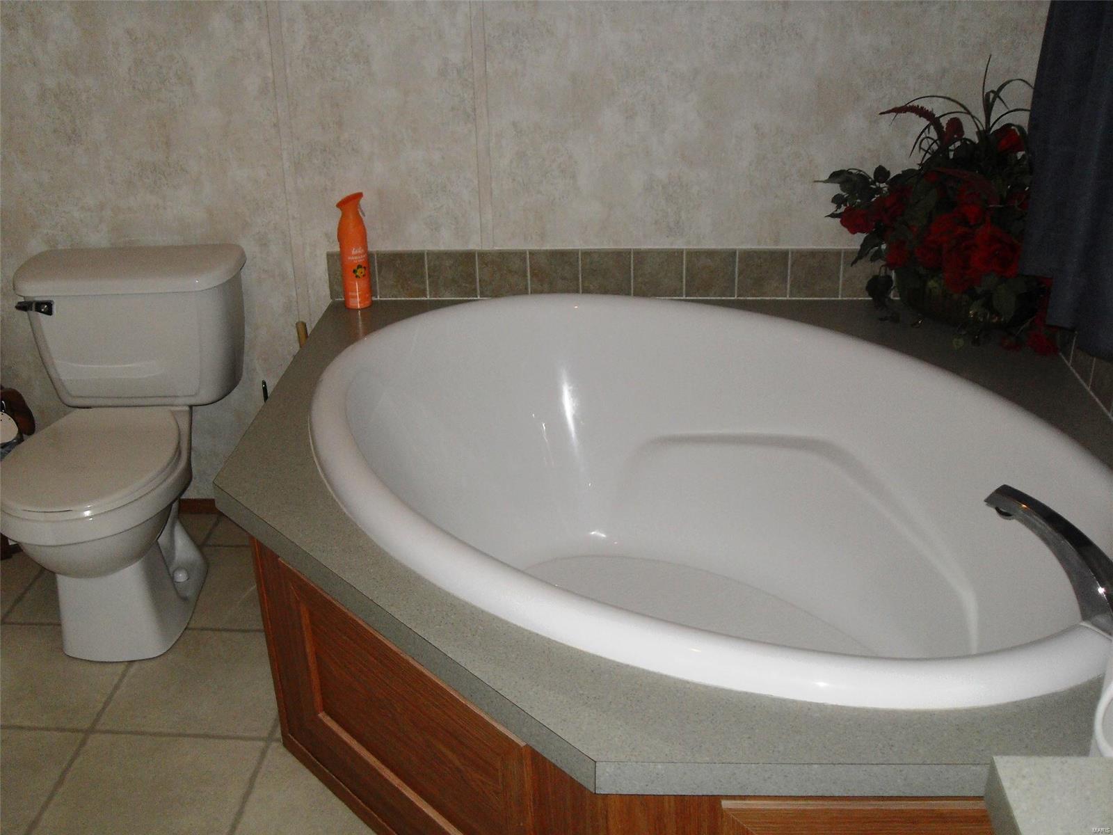 425 Quail Run Troy, IL 62294 - Photo 18 of 32