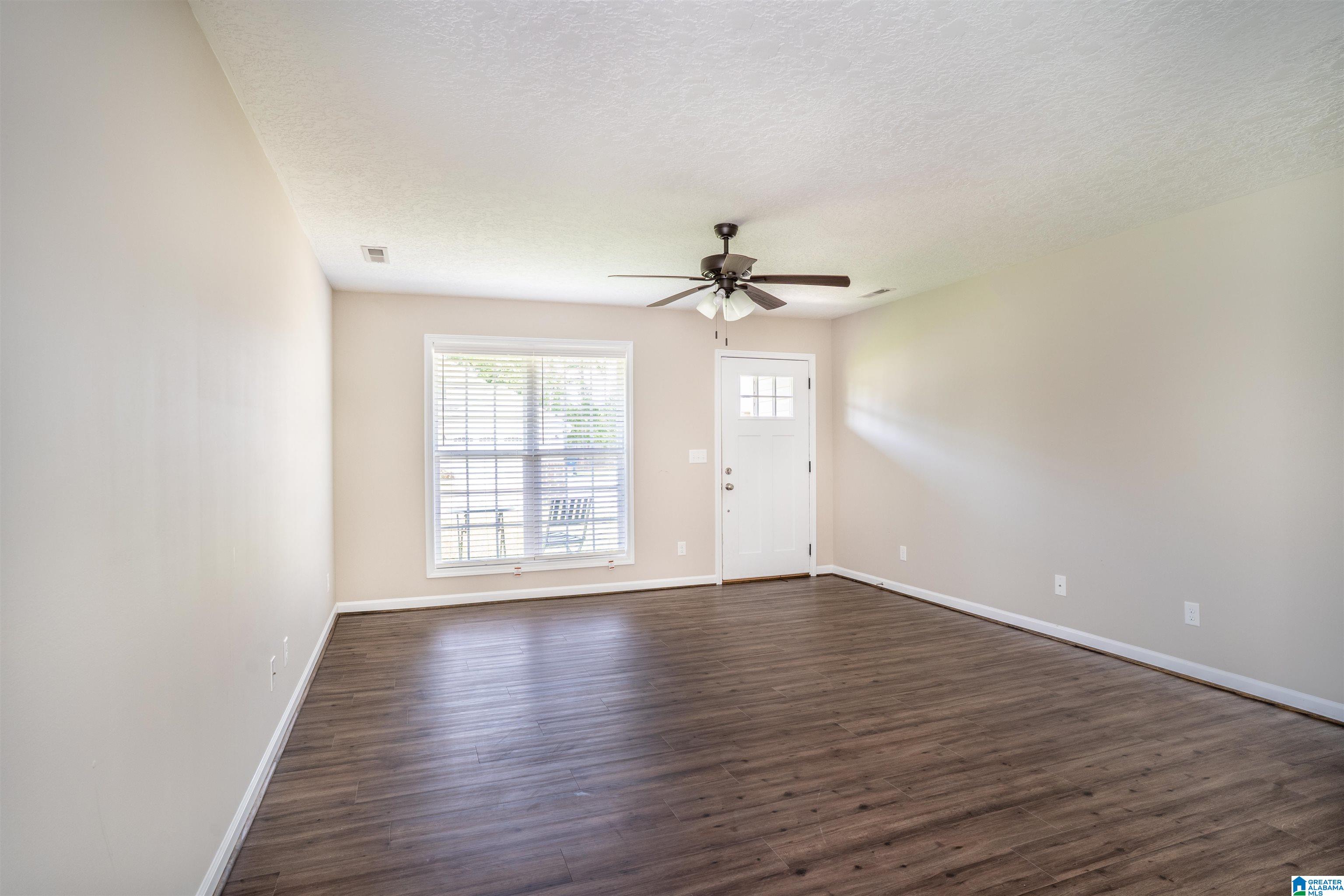 1007 Groves Pass Jacksonville, AL 36265 - Photo 6 of 24