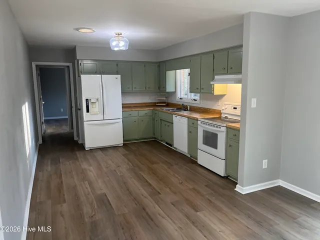 $320,000 | 101 Gatewood Drive, New Bern, NC 28562