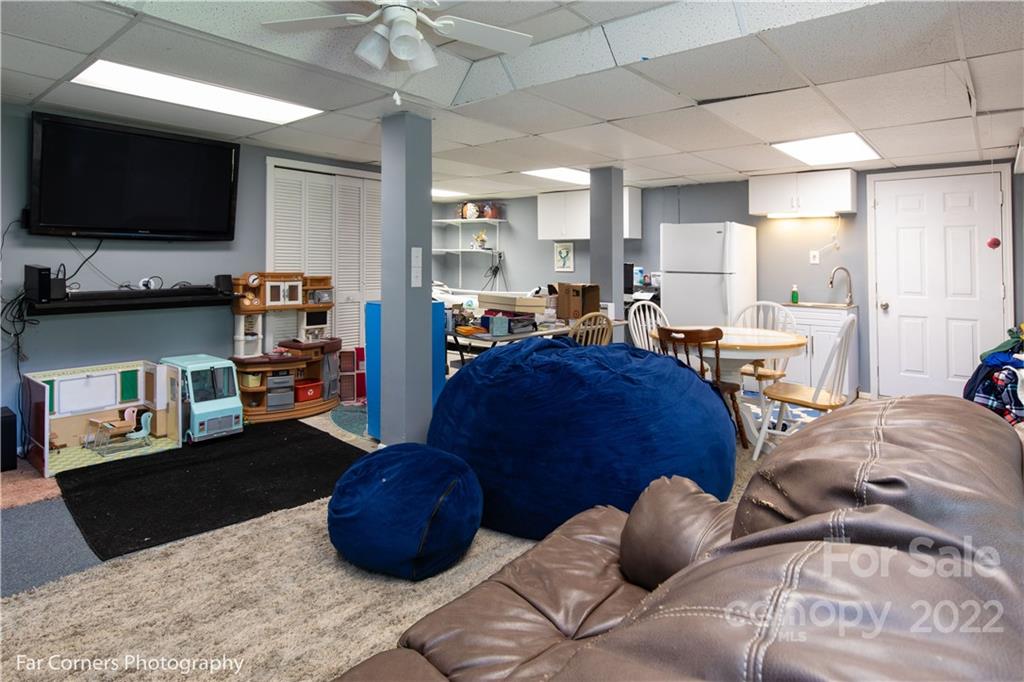 1677 Bruce Road Mars Hill, NC 28754 - Photo 16 of 25 Gallery Image 16