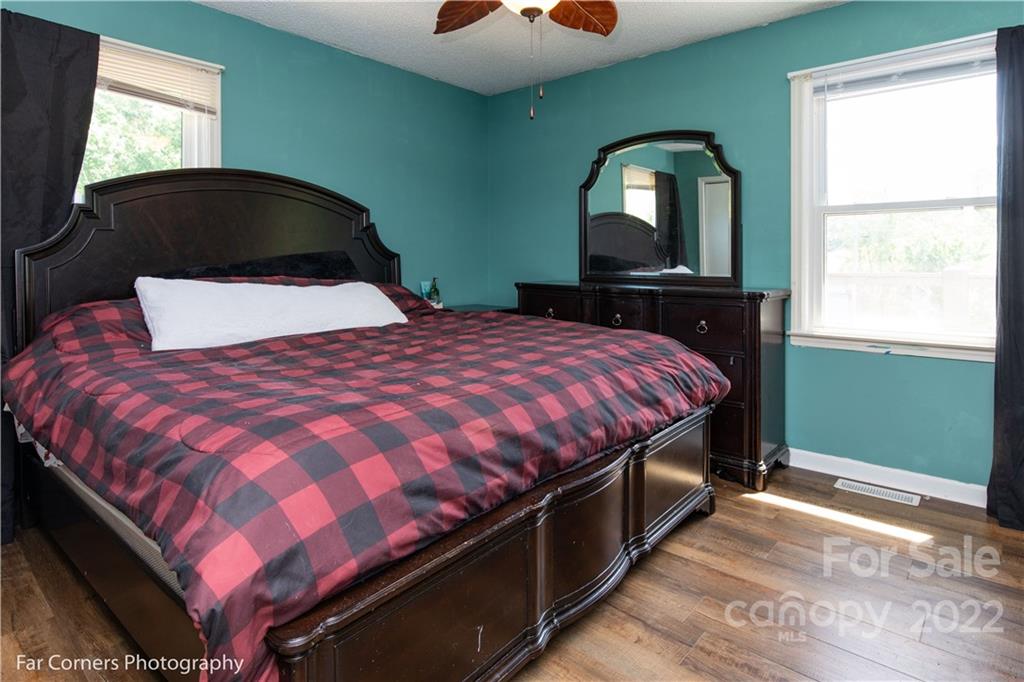 1677 Bruce Road Mars Hill, NC 28754 - Photo 9 of 25 Gallery Image 9