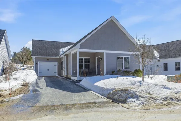 $449,000 | 18 Church Street, Peterborough, NH 03458