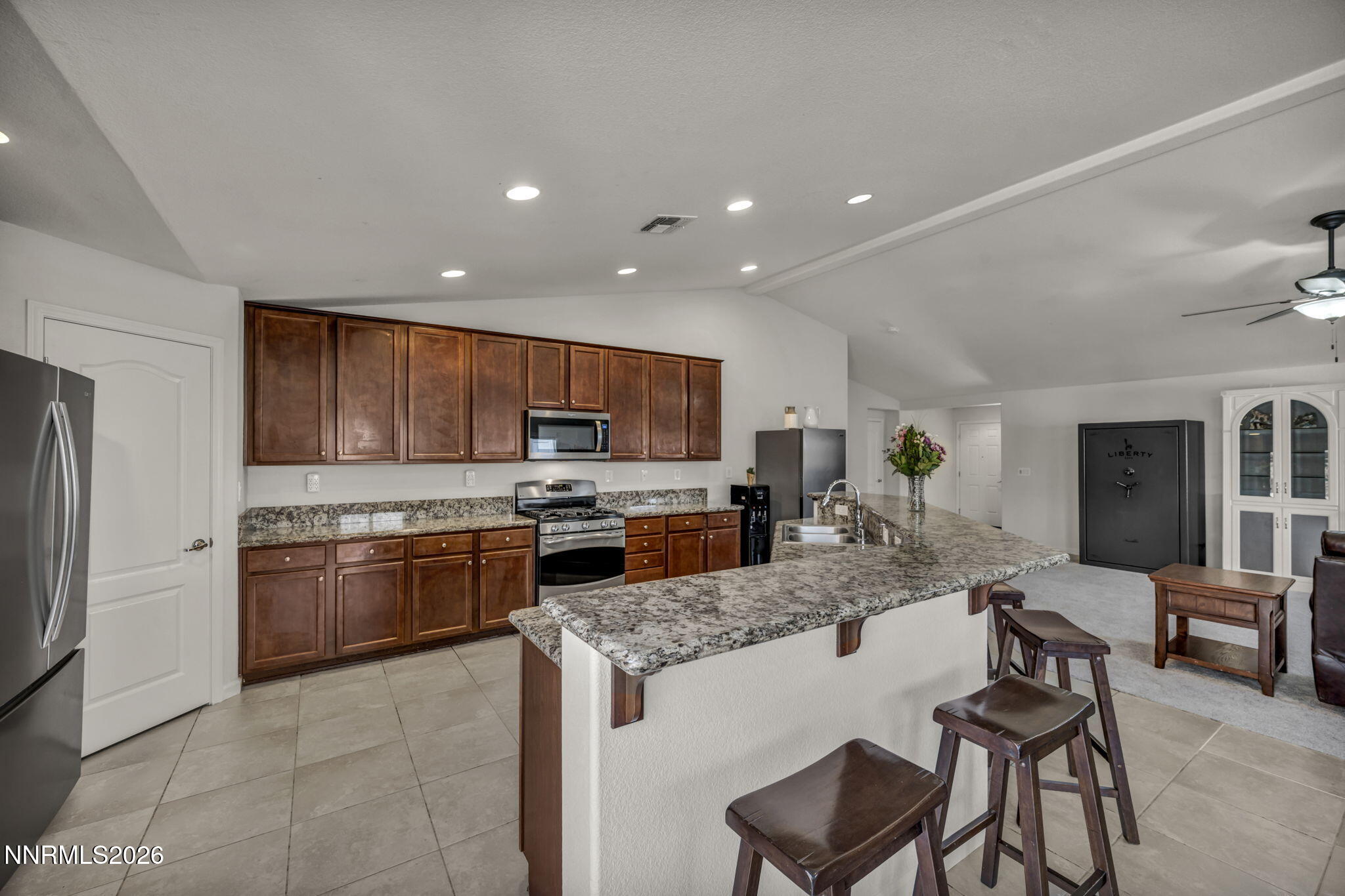 121 Bethpage Road Dayton, NV 89403 - Photo 14 of 32 51-web-or-mls-121-bethpage-rd