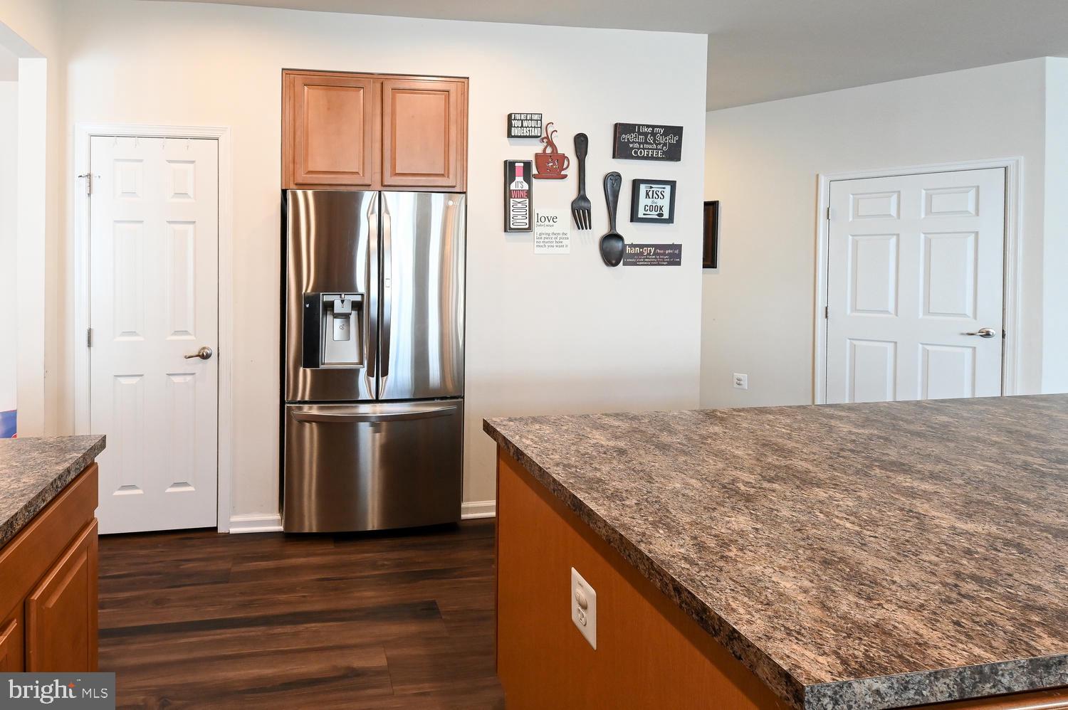 4607 Mary Beth Boulevard Clinton, MD 20735 - Photo 11 of 41 Waterproof Upgraded LVP throughout Kitchen