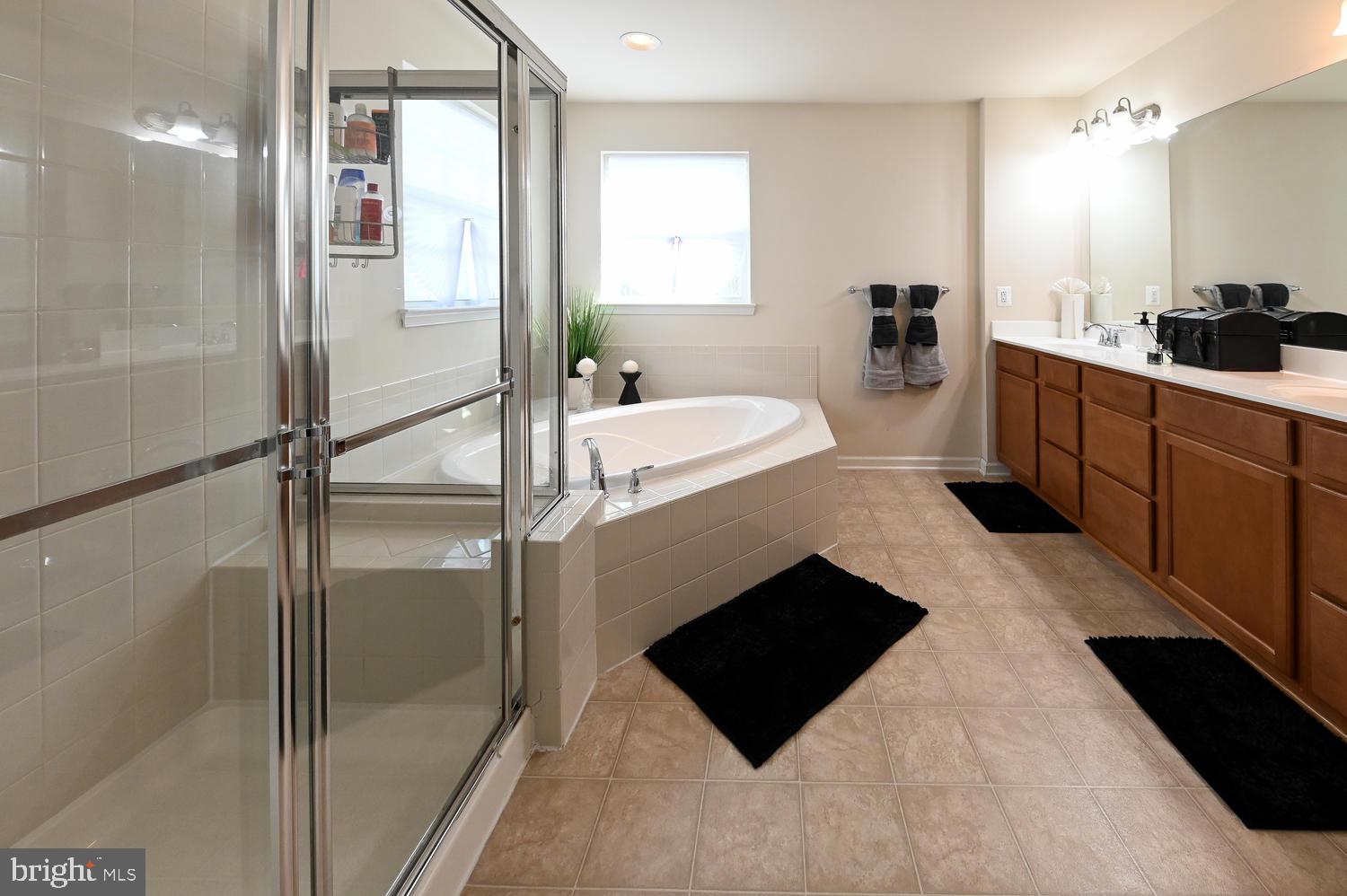 4607 Mary Beth Boulevard Clinton, MD 20735 - Photo 26 of 41 Additional view of Bathroom