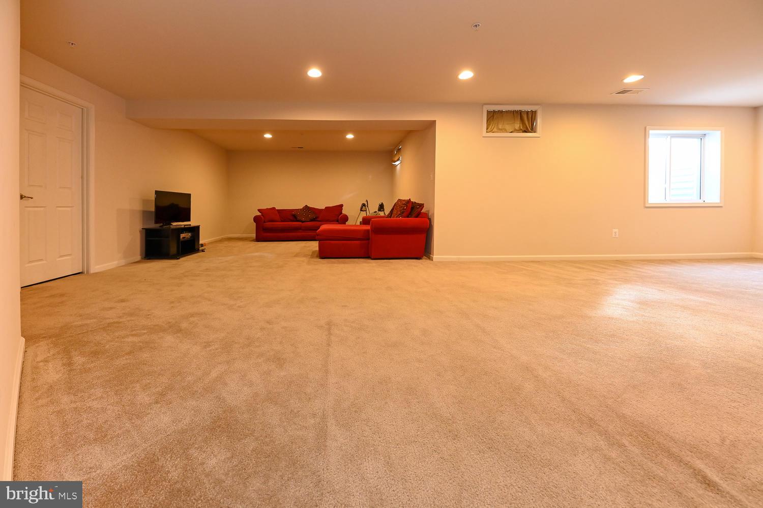 4607 Mary Beth Boulevard Clinton, MD 20735 - Photo 38 of 41 Sitting area in Basement