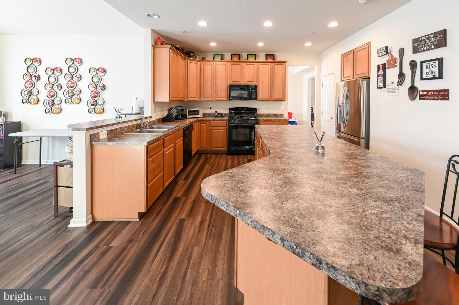 4607 Mary Beth Boulevard Clinton, MD 20735 - Photo 8 of 41 Extremely large Island for food prepping