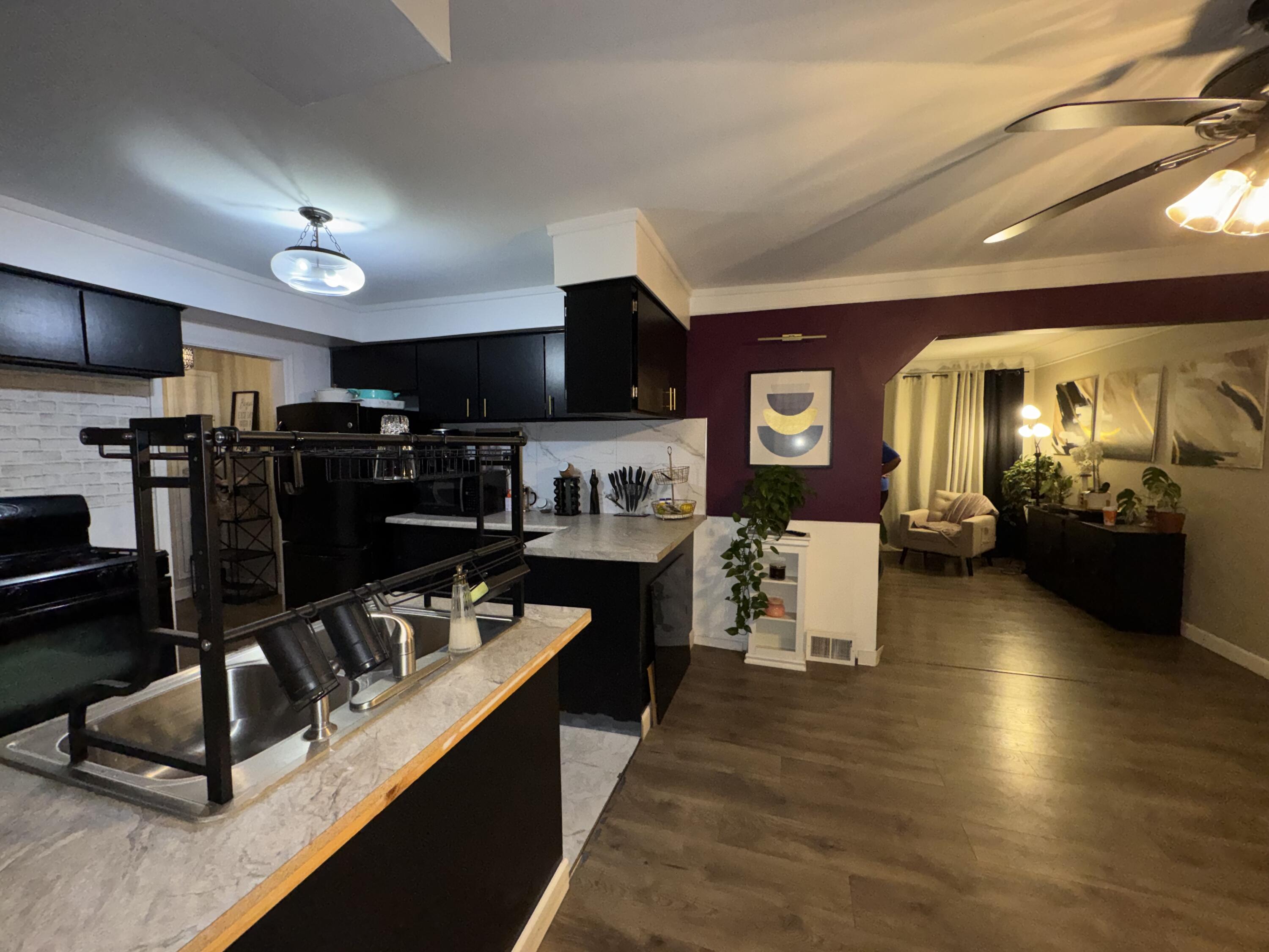 23752 Stewart Avenue Warren, MI 48089 - Photo 11 of 32 IMG_2496