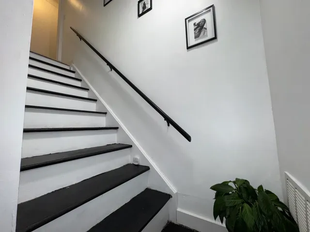 $199,900 | 23752 Stewart Avenue, Warren, MI 48089