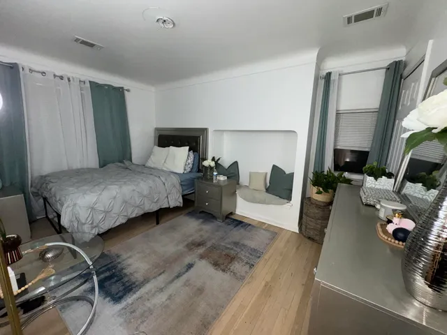 $199,900 | 23752 Stewart Avenue, Warren, MI 48089