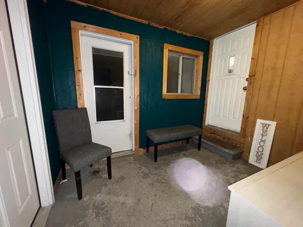 $160,000 | 23752 Stewart Avenue, Warren, MI 48089