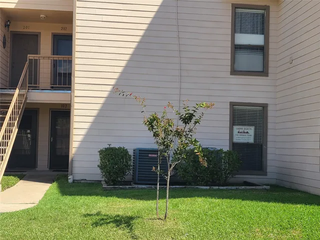 $154,900 | 102 C Lakeview Terrace, Montgomery, TX 77356
