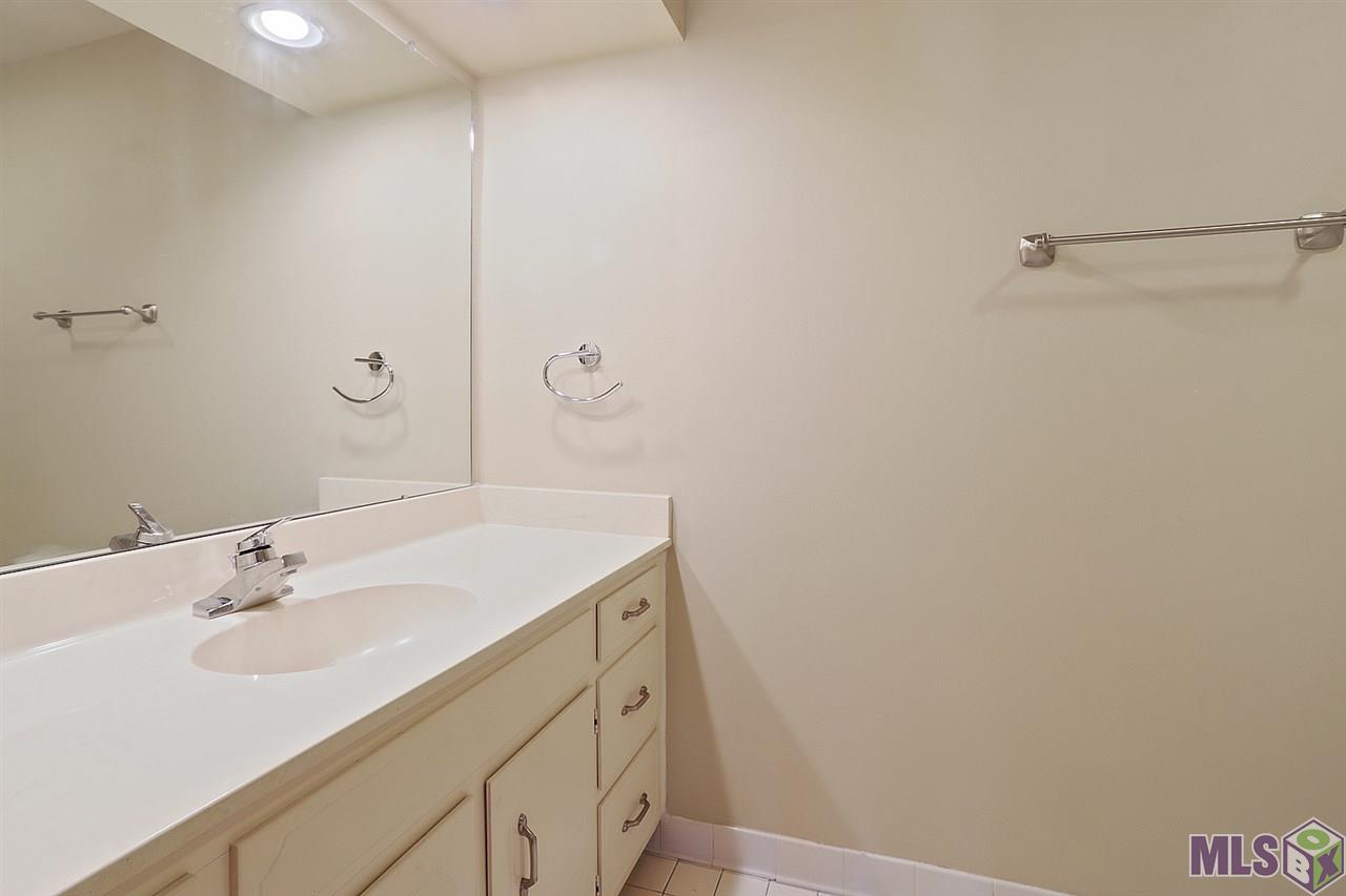 10217 Runnymede Avenue Baton Rouge, LA 70815 - Photo 18 of 24