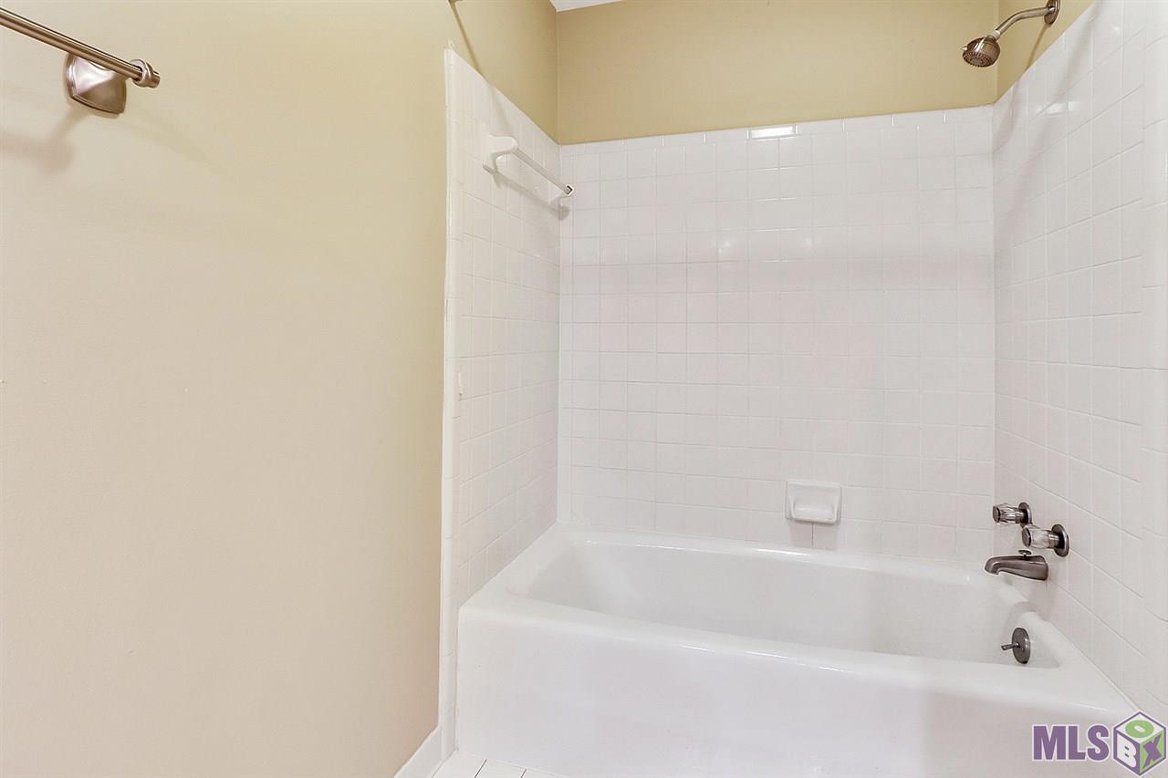 10217 Runnymede Avenue Baton Rouge, LA 70815 - Photo 19 of 24