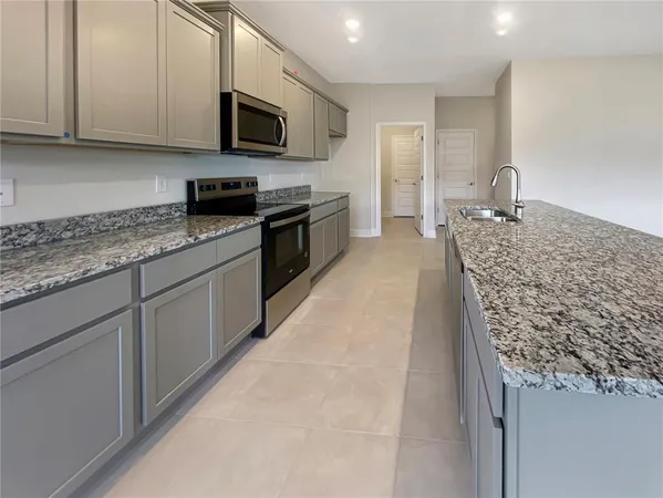 $425,000 | 4008 Sagefield Drive, Harmony, FL 34773