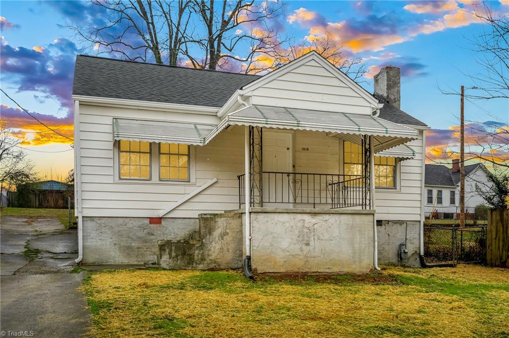 1015 Meredith Street High Point, NC 27260 - Photo 1 of 24 Gallery Image 1