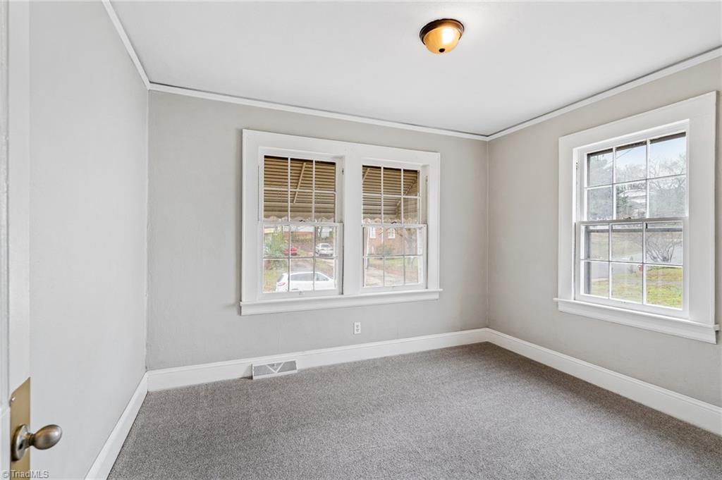 1015 Meredith Street High Point, NC 27260 - Photo 12 of 24 Gallery Image 12