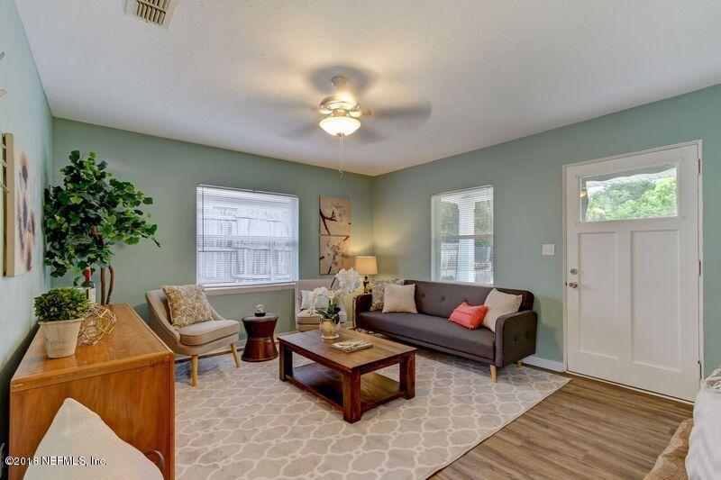 5311 Sunderland Road Jacksonville, FL 32210 - Photo 3 of 14 5311 Sunderland Living 2