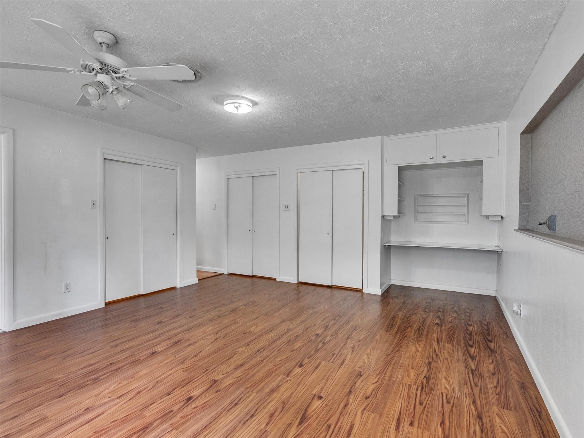 2011 Durrain Ferry Road Baytown, TX 77520 - Photo 22 of 31