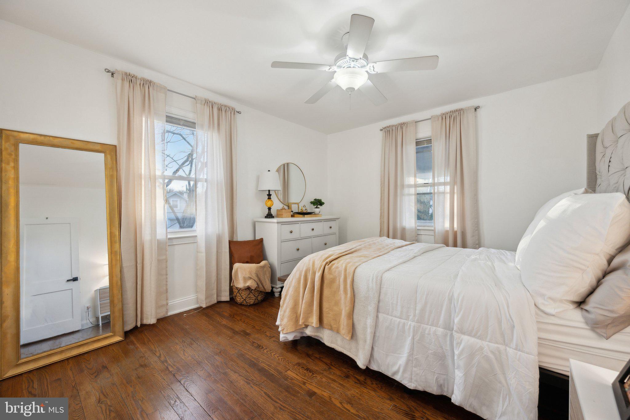 5308 Grindon Avenue Baltimore, MD 21214 - Photo 12 of 24 Bedroom 2 on the entry floor